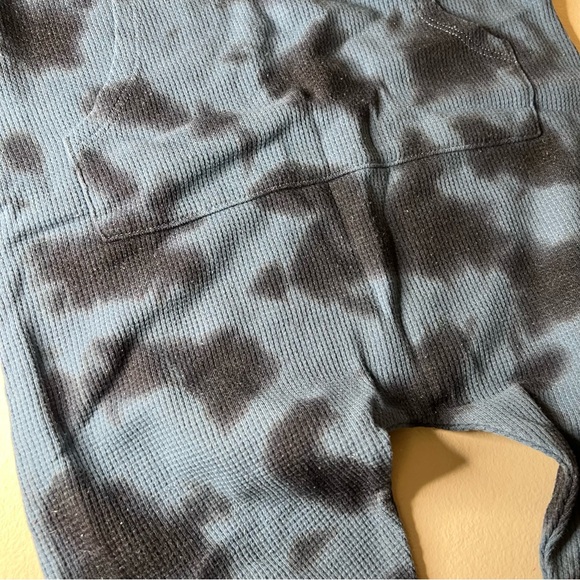 art class jumpsuit - Picture 3 of 4